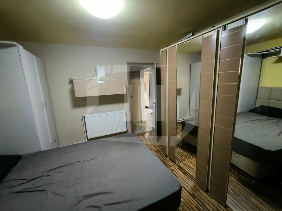 Apartament 3 camere, 2 balcoane, etaj 2 in cartier Intre Lacuri