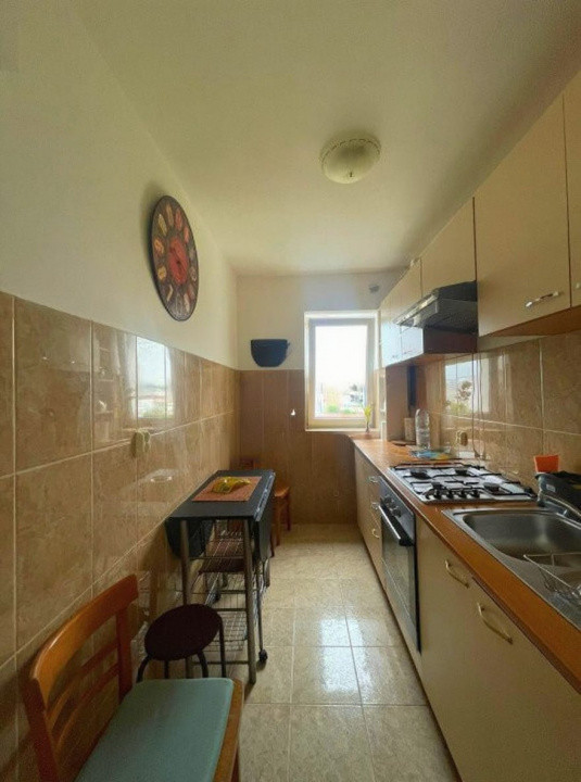 Apartament 2 camere decomandat, zona Baza Sportiva