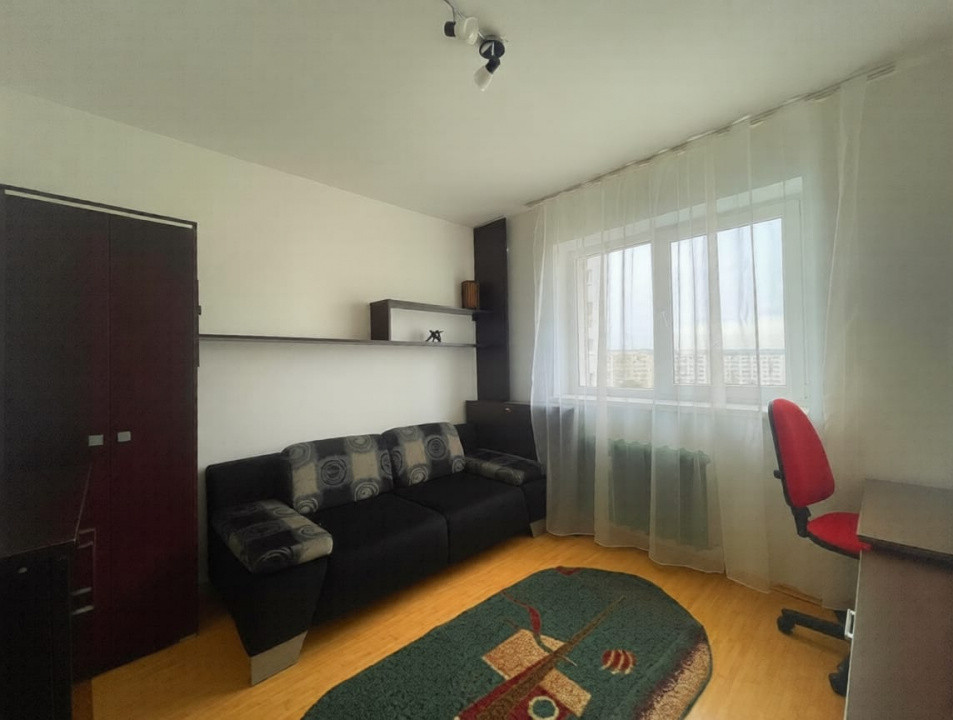 Apartament 2 camere decomandat, zona Baza Sportiva