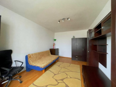 Apartament 2 camere decomandat, zona Baza Sportiva