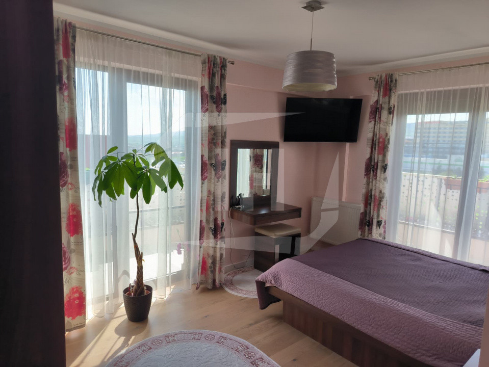 Apartament 4 camere, parcare, boxa, intermediar, terasa 30mp, Zorilor