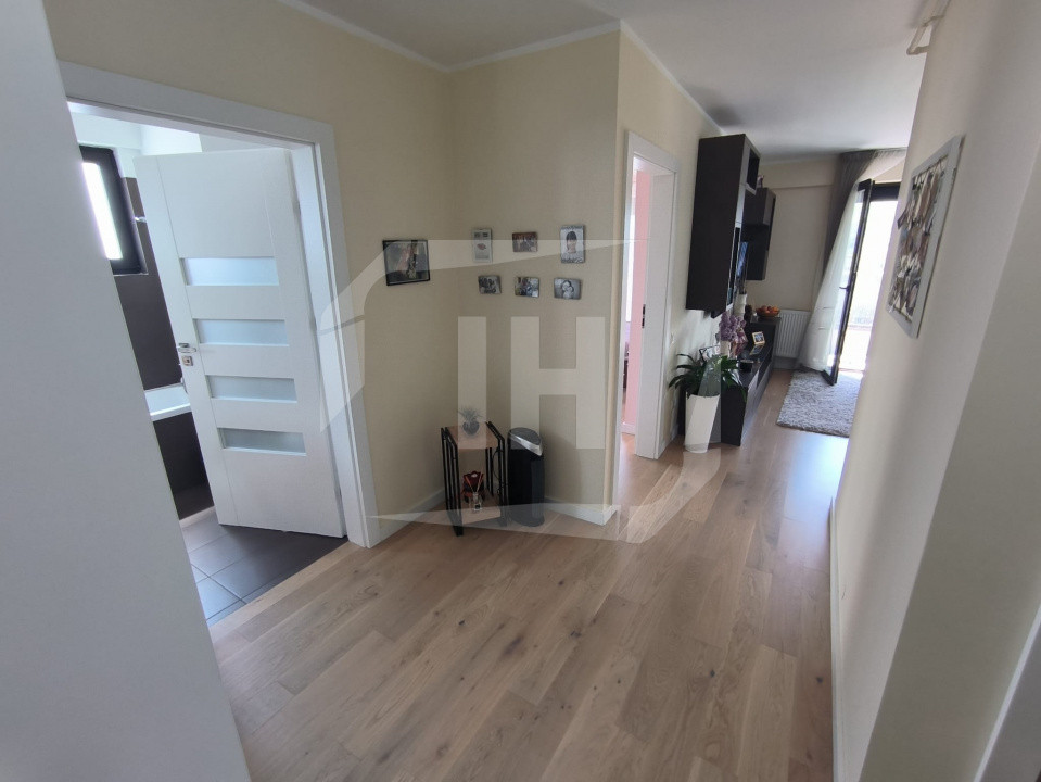 Apartament 4 camere, parcare, boxa, intermediar, terasa 30mp, Zorilor
