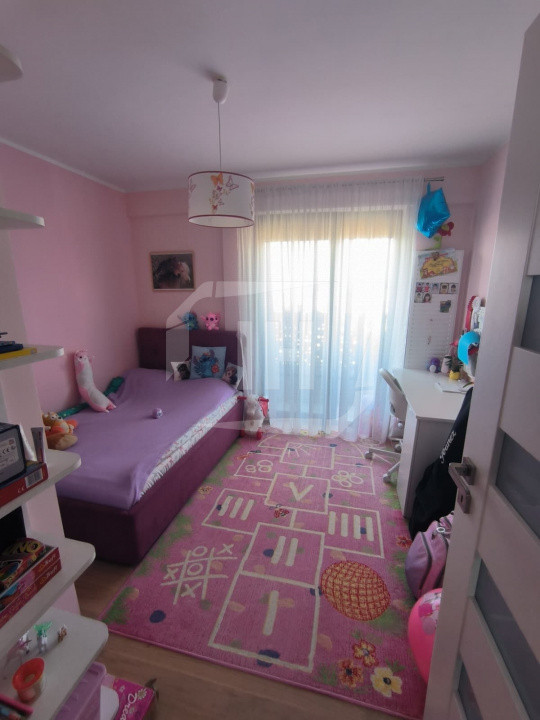 Apartament 4 camere, parcare, boxa, intermediar, terasa 30mp, Zorilor