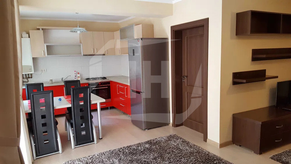 Apartament 3 camere, zona Manastur