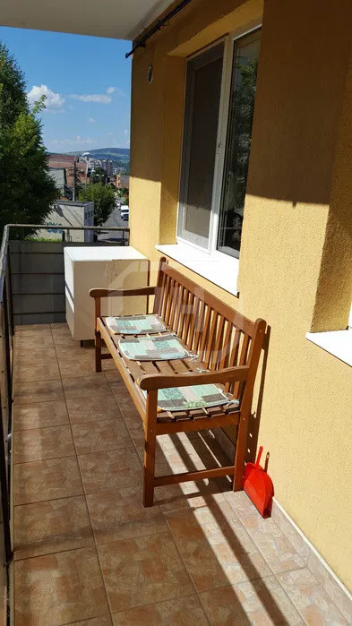 Apartament 3 camere, zona Manastur