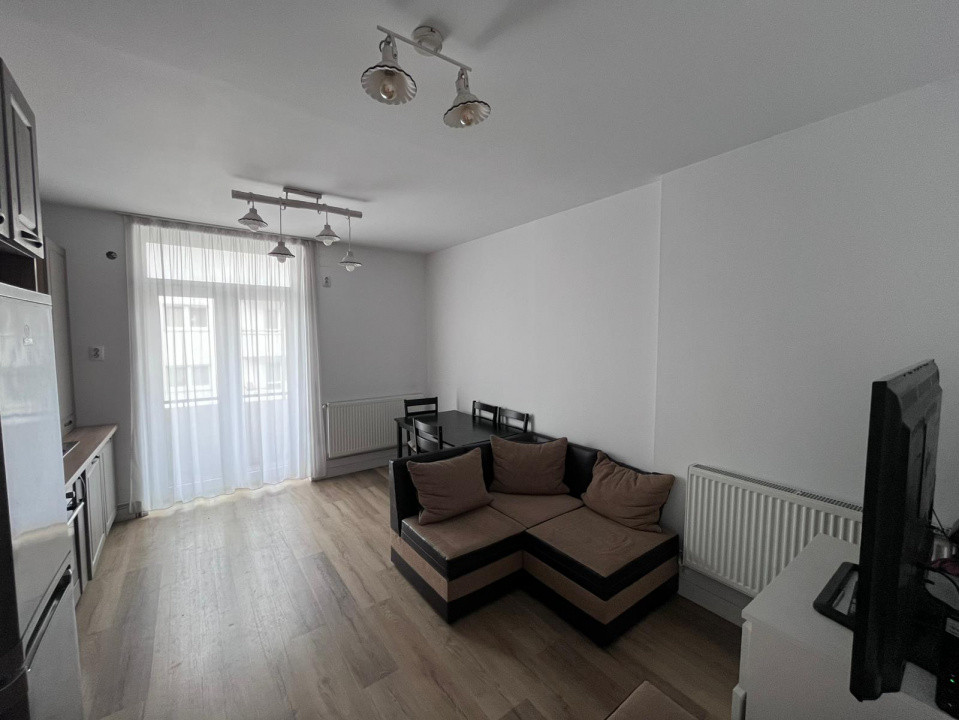 Apartament 2 camere, parcare si garaj, zona BRD Central