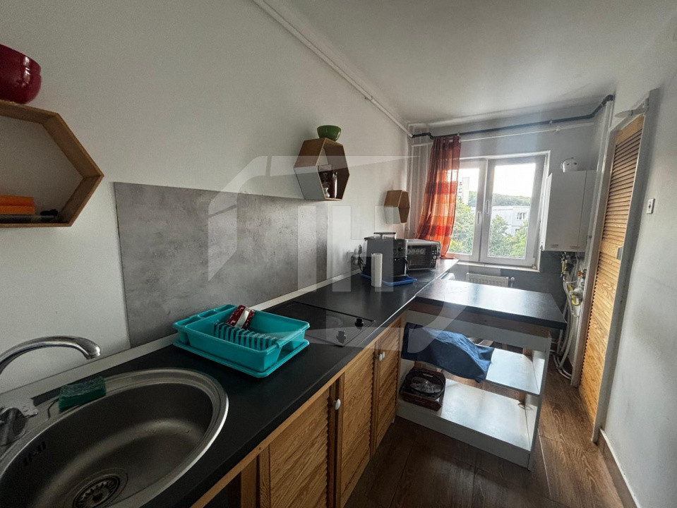 Apartament 2 camere, cu parcare, in zona Manastur
