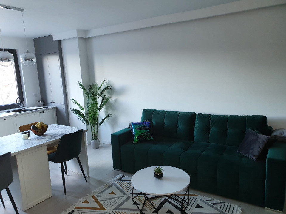 Apartament 2 camere, parcare subterana, zona Vivo