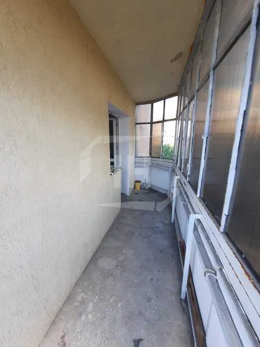 Apartament 4 camere, intermediar, zona strazii Aurel Vlaicu
