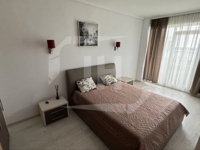 Apartament cu 2 camere, parcare, zona Centrala