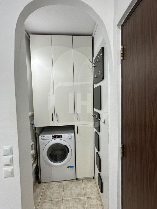 Apartament 2 camere, intermediar, 2 boxe, Zorilor