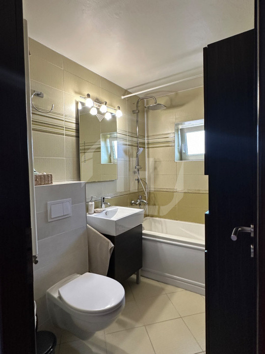 Apartament 2 camere, intermediar, 2 boxe, Zorilor