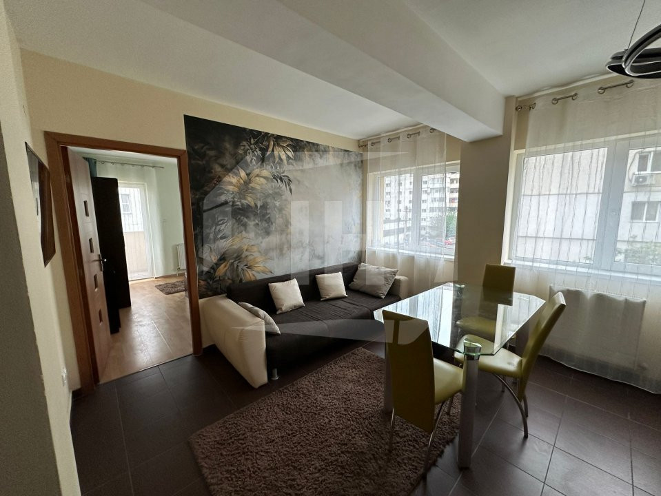 Apartament 3 camere, parcare, zona strazii Gheorghe Lazar