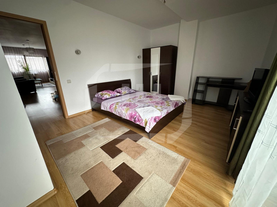 Apartament 3 camere, parcare, zona strazii Horea