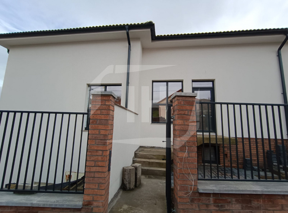 Casa cu 4 camere, terasa mare, constructie noua, CF, zona Dambul Rotund