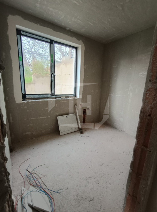 Casa cu 4 camere, terasa mare, constructie noua, CF, zona Dambul Rotund