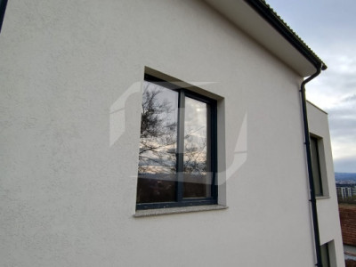 Casa cu 4 camere, terasa mare, constructie noua, CF, zona Dambul Rotund