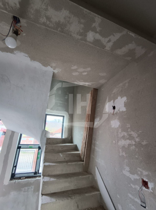 Casa cu 4 camere, terasa mare, constructie noua, CF, zona Dambul Rotund
