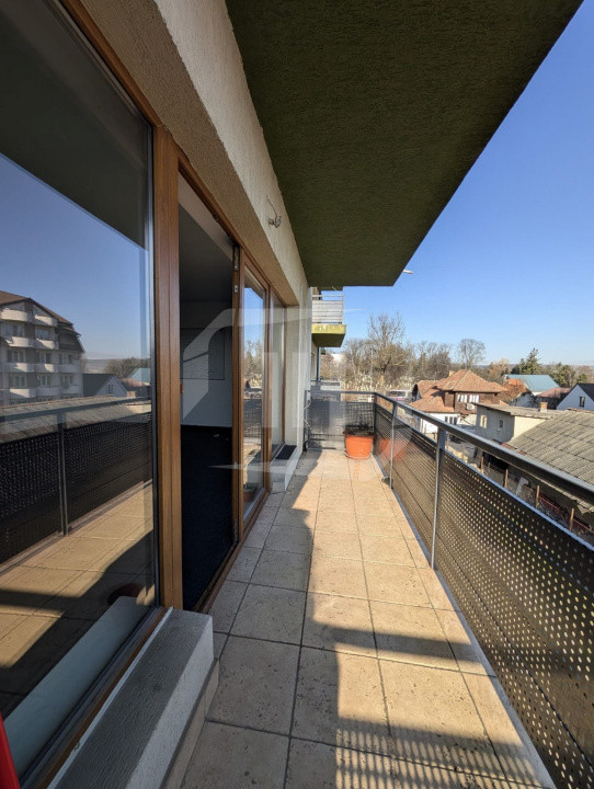 Apartament cu 3 camere, 3 terase, intermediar, parcare inclusa, Andrei Muresanu