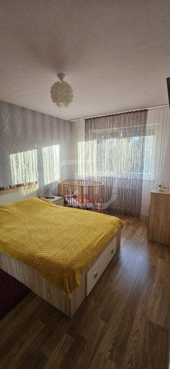 Apartament cu 2 camere, etaj 1, bloc mic, zona Iulius Mall