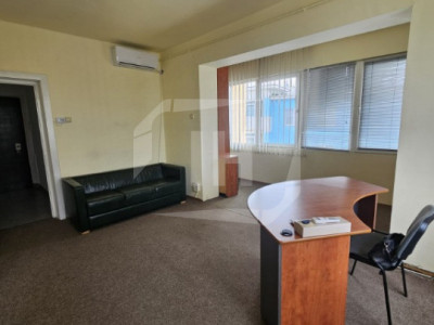 Apartament 2 camere in Centru -Piata  Mihai Viteazu