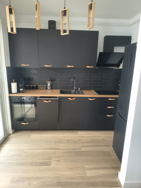 Apartament 2 camere la cheie, parcare subterana, zona Vivo
