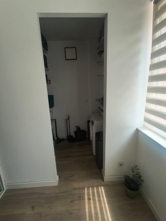 Apartament 2 camere la cheie, parcare subterana, zona Vivo