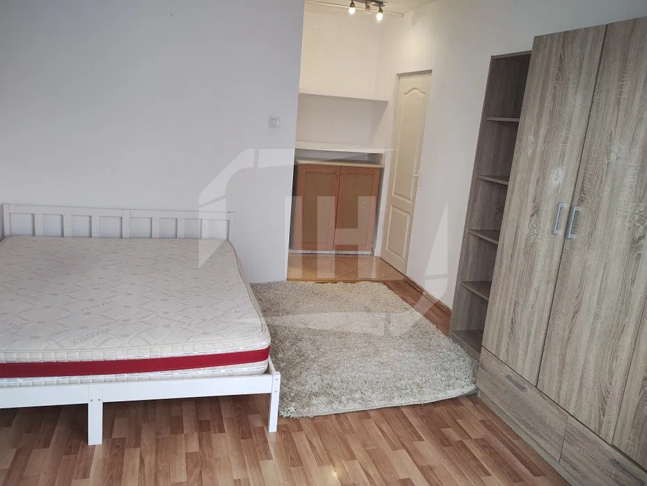 Apartament 4 camere I decomandat I Plopilor I Parcul Babes