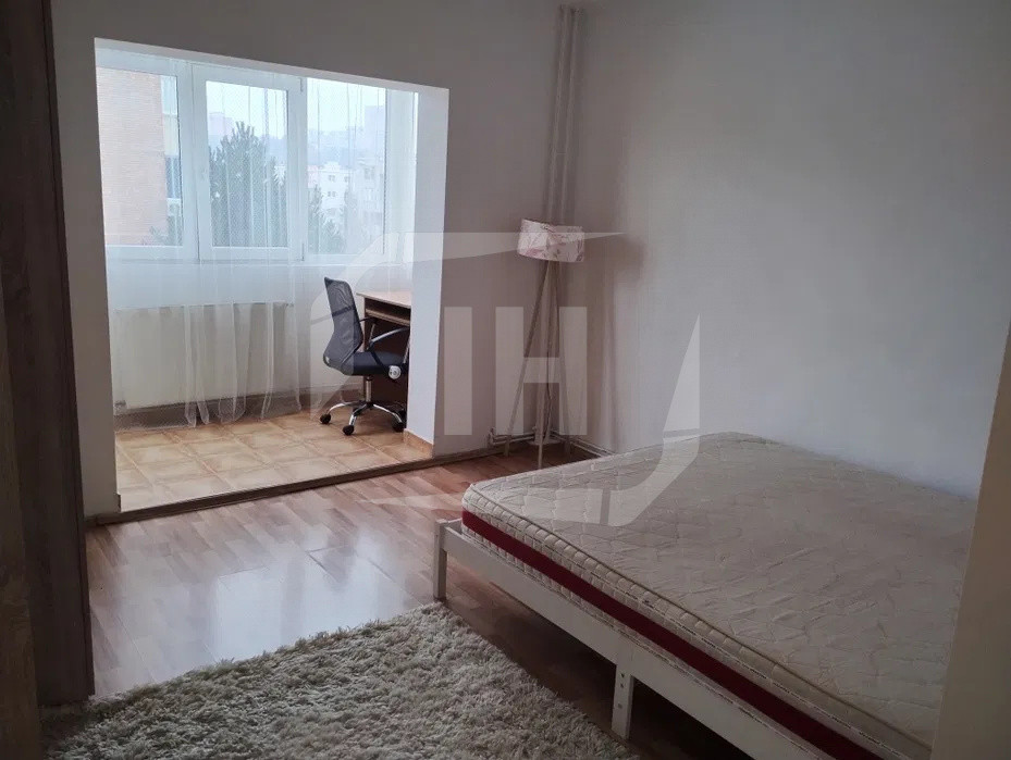 Apartament 4 camere I decomandat I Plopilor I Parcul Babes
