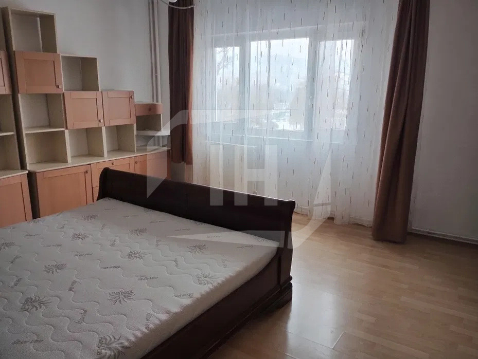 Apartament 4 camere I decomandat I Plopilor I Parcul Babes