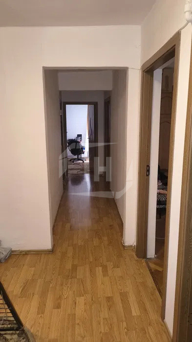 Apartament cu 3 camere, zona Manastur