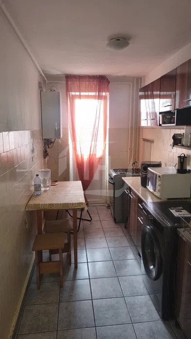 Apartament cu 3 camere, zona Manastur
