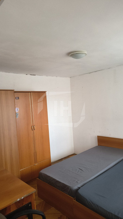 Apartament cu 3 camere, zona Manastur