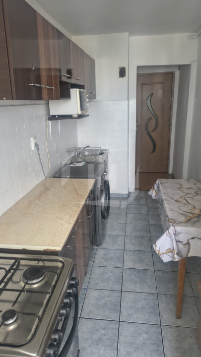 Apartament cu 3 camere, zona Manastur