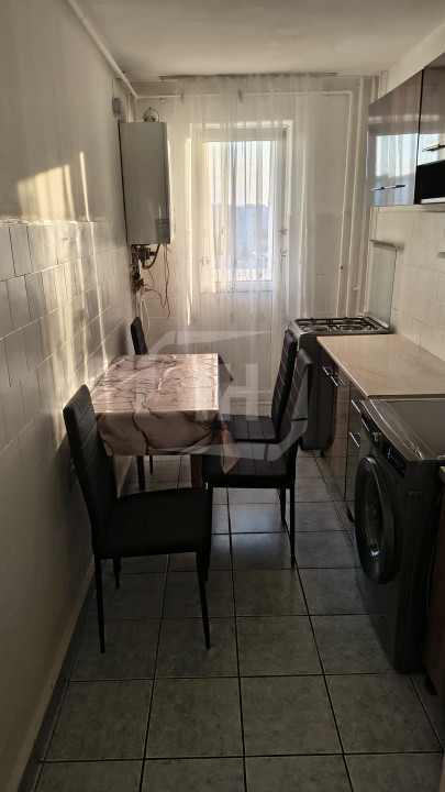 Apartament cu 3 camere, zona Manastur