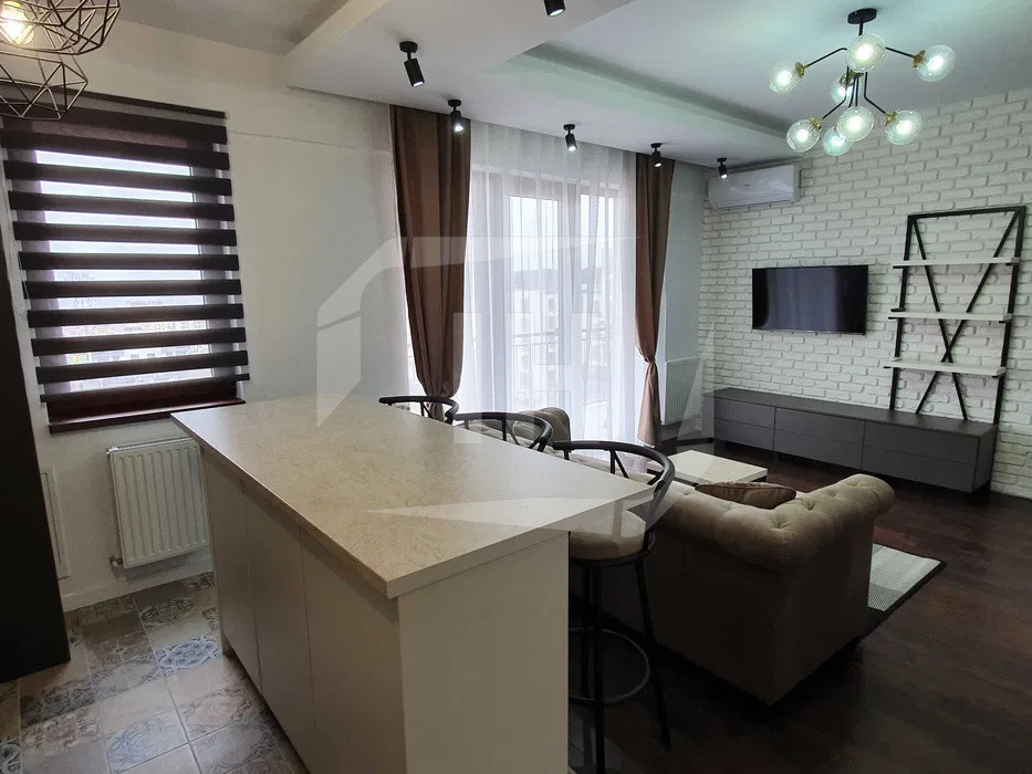 Apartament 2 camere, cu parcare, zona Zorilor