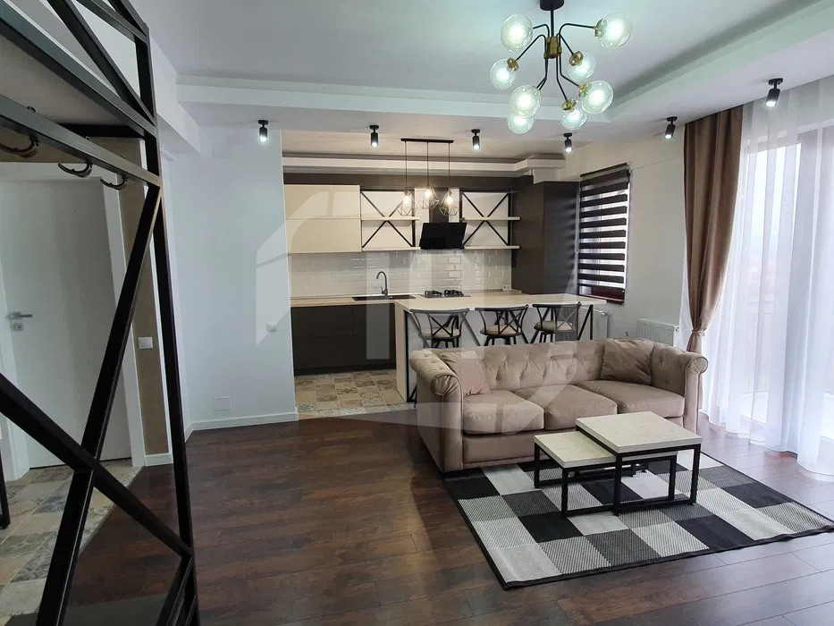 Apartament 2 camere, cu parcare, zona Zorilor