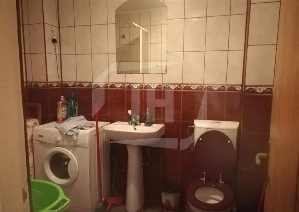 Apartament 1 camera, decomandat, zona Frunzisului