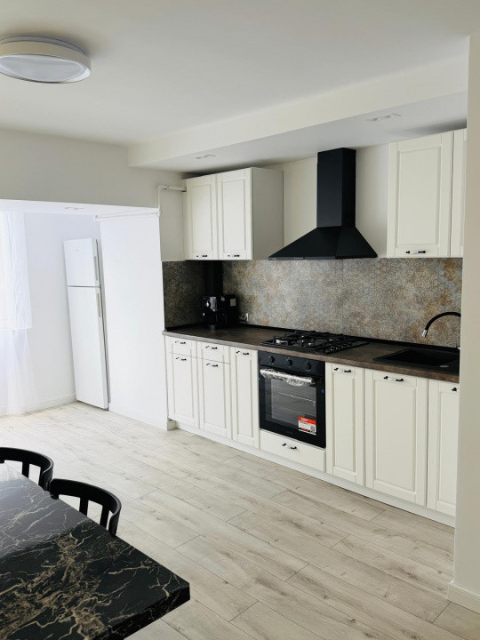Apartament 2 camere la cheie, cartier Plopilor