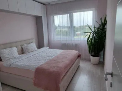 Apartament 3 camere la cheie, parcare, zona strazii Avram Iancu