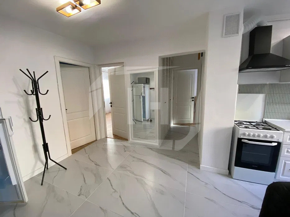 Apartament 3 camere, zona Manastur