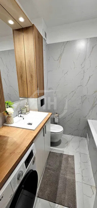 Apartament 2 camere, cu parcare, zona Marasti