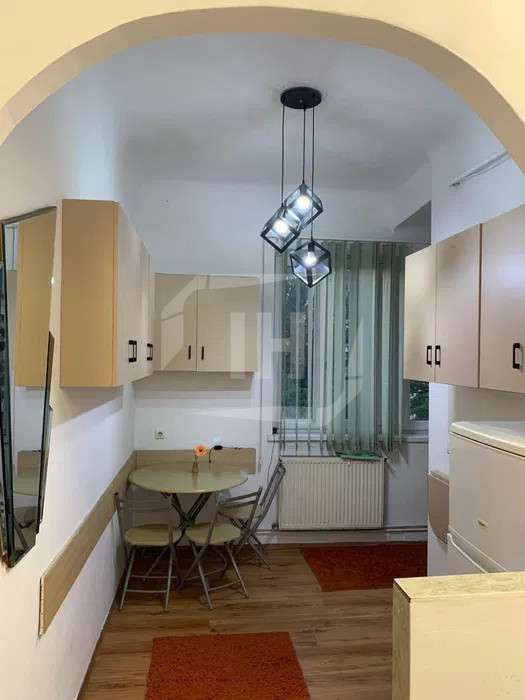 Apartament 2 camere, zona Centrala