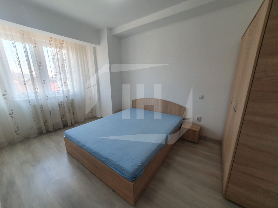 Apartament 3 camere, cu parcare, zona Iris