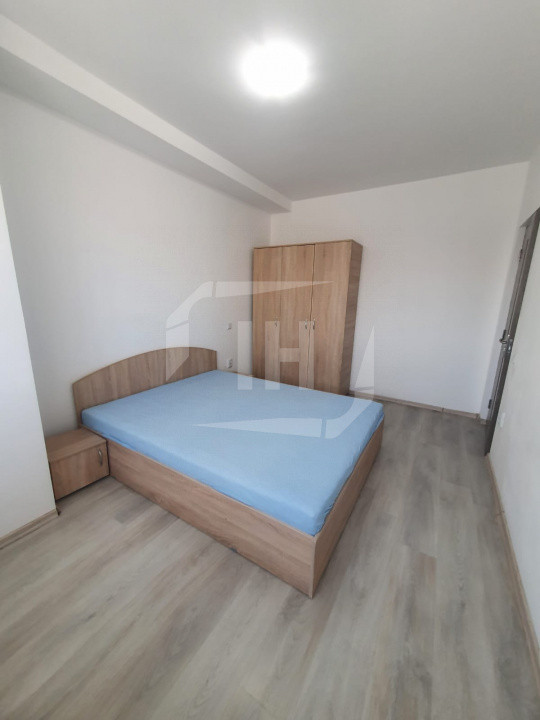 Apartament 3 camere, cu parcare, zona Iris