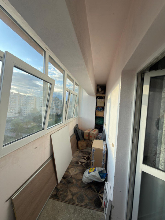 Apartament 3 camere, etaj intermediar, zona Mol, bld Primaverii