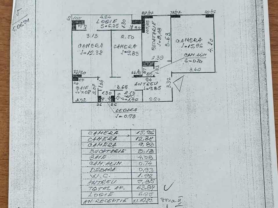 Apartament 3 camere, etaj intermediar, zona Mol, bld Primaverii