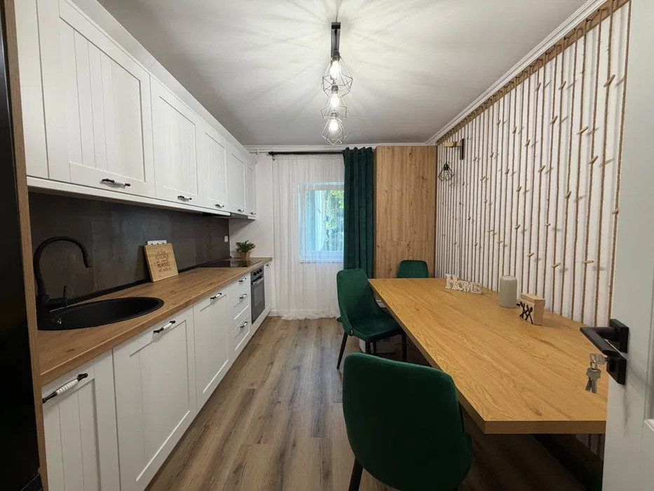 Apartament 3 camere la cheie, zona Kaufland 