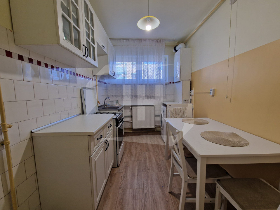 Apartament 2 camere, decomandat, zona Manastur
