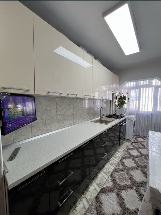 Apartament 2 camere decomandat, zona Big Center